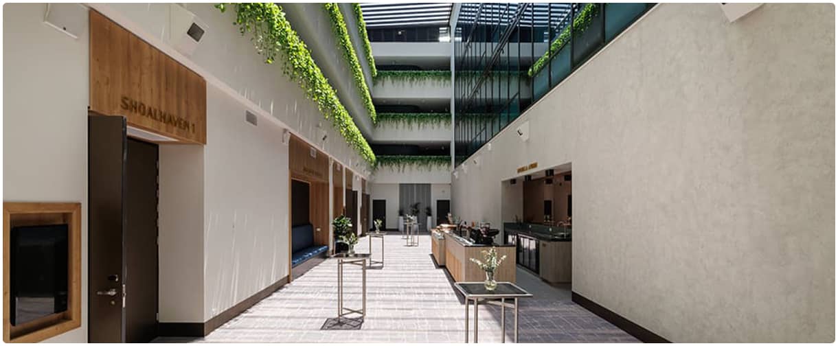 Акустика JBL для отеля Crowne Plaza Adelaide Mawson Lakes.